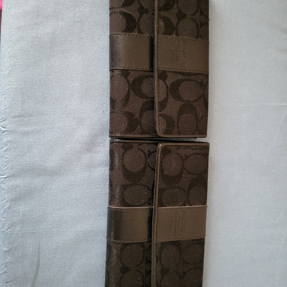 Coach Wallets - Picture 2 of 6